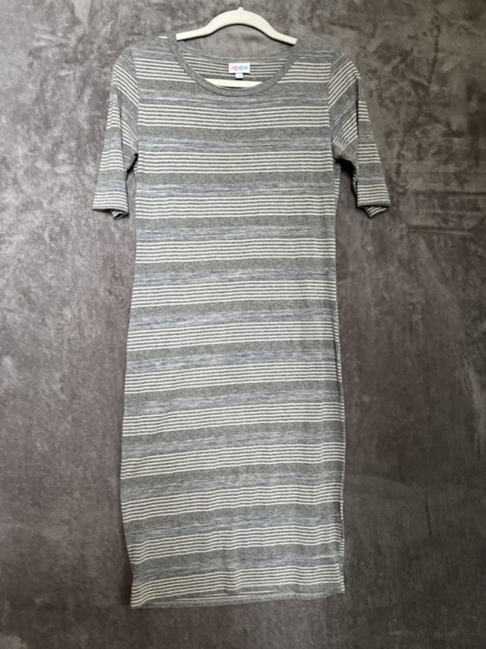 🤍 LuLaRoe Julia Women's Pencil Sheath Dress Gray Blue Striped Stretch Small